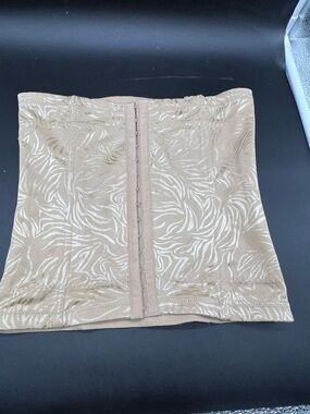 Maidenform Waist Cincher Corset Shapewear Beige Small Hook & Eye